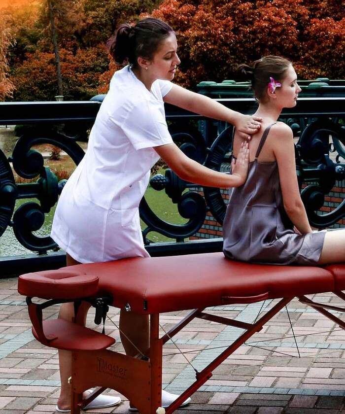Master Fairlane being used outdoor by therapist