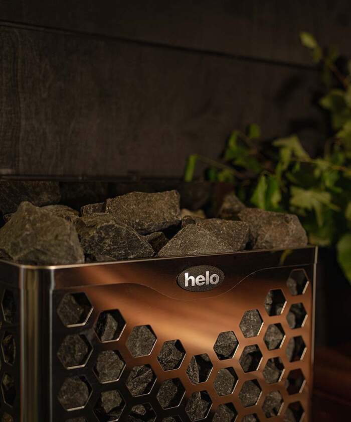 Helo Hanko Chrome close up
