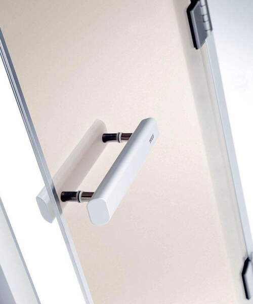 Tylo 60G Steam Door handle detail