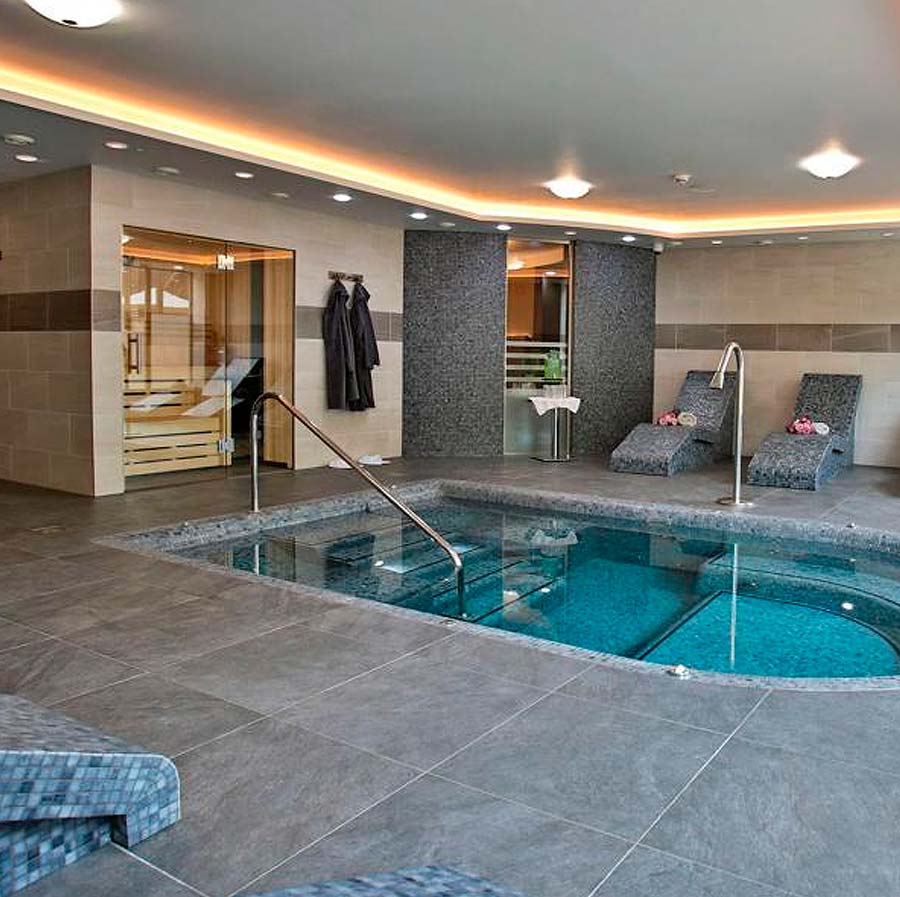 We create inspirational wellness experiences