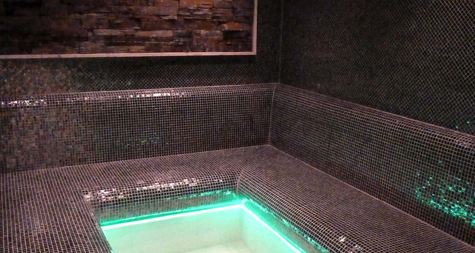 Luxury tiled steam room