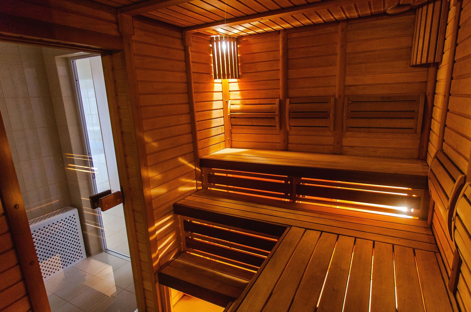 Choosing the Best Wood for Sauna Design (and Some You Shouldn’t Use)