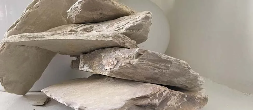 Shale use in saunas is influenced by factors such as local availability, aesthetics and cost.